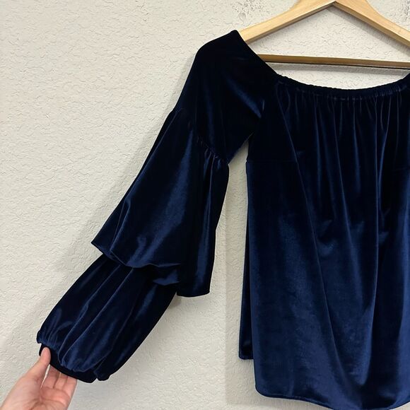 NWOT PETERSYN Lily Velvet Off-The-Shoulder Top Long Sleeve in Midnight Blue - Picture 4 of 10